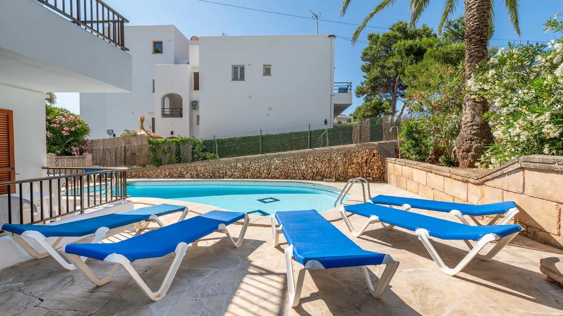 Gran Sol Family 6 location